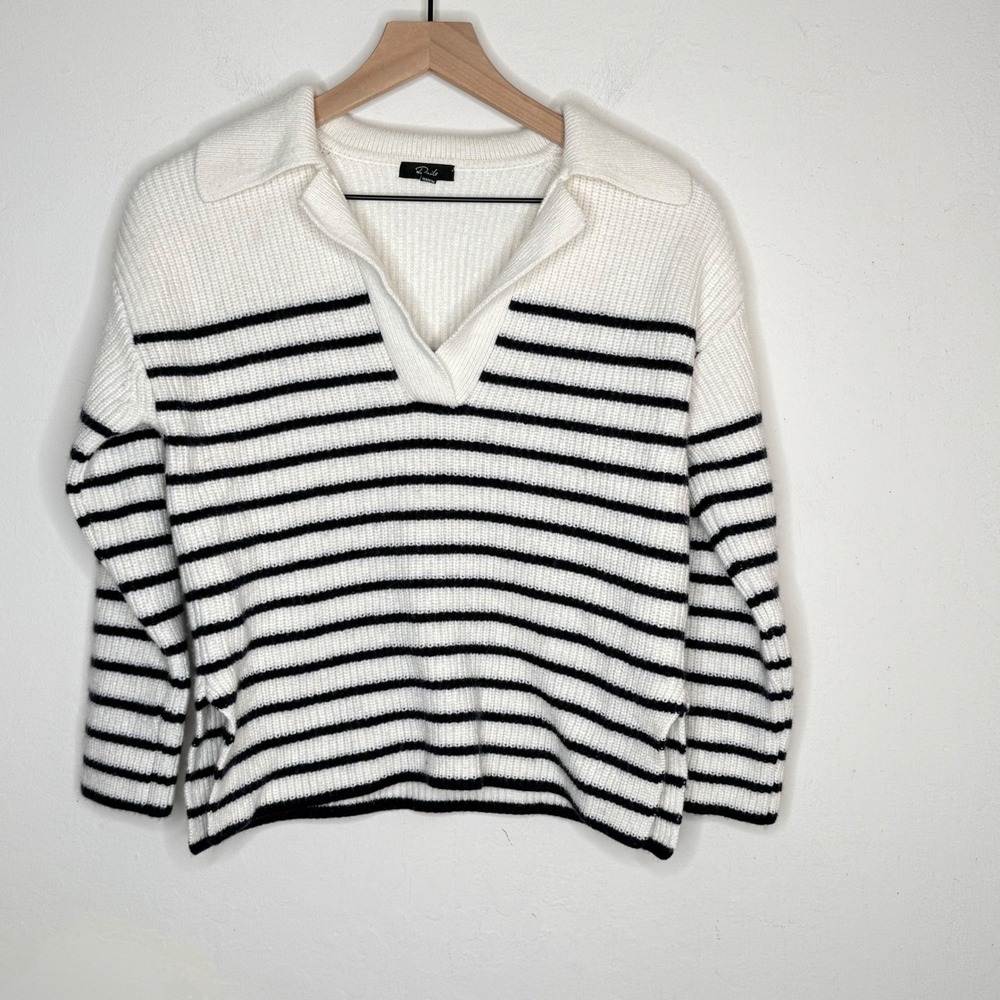 Rails Striped Knit Pullover Sweater Size M White Navy Nautical Coastal Preppy
